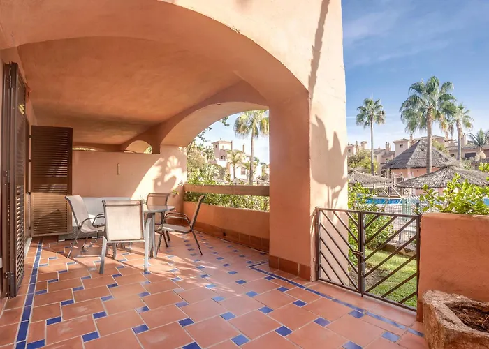 Entre Estepona-marbella * Estepona